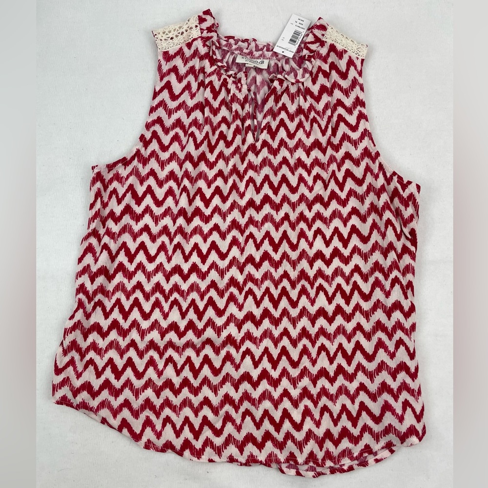 Women’s Studio B Size XL Red & White Pattern Crotchet Yoke Sleeveless Tank Top